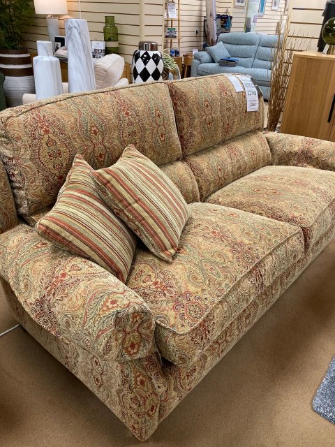 CLEARANCE - Oakham Large 2 Seater Sofa