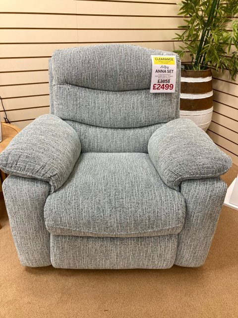 CLEARANCE - La-Z-boy Anna Set